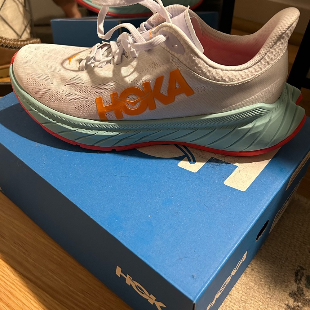 Hoka carbon x 2 running shoe!